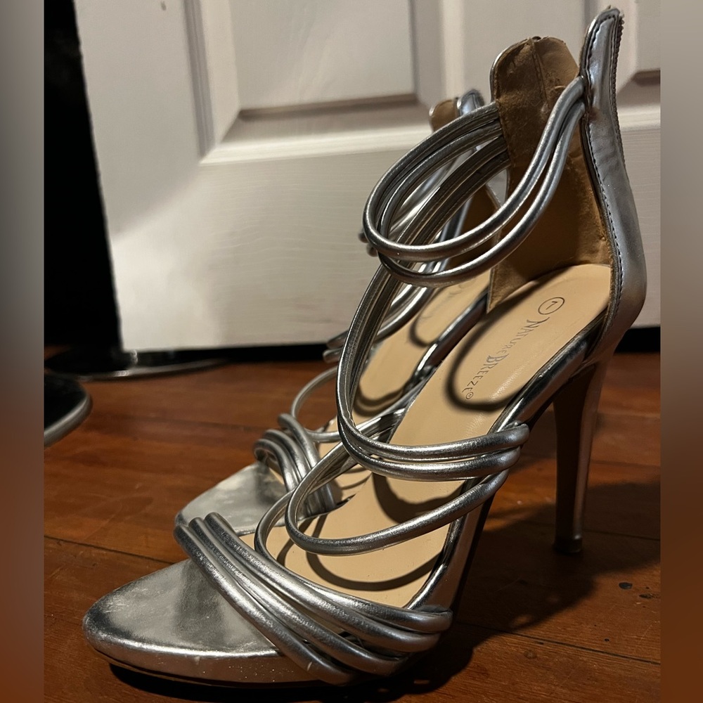 Sliver heels